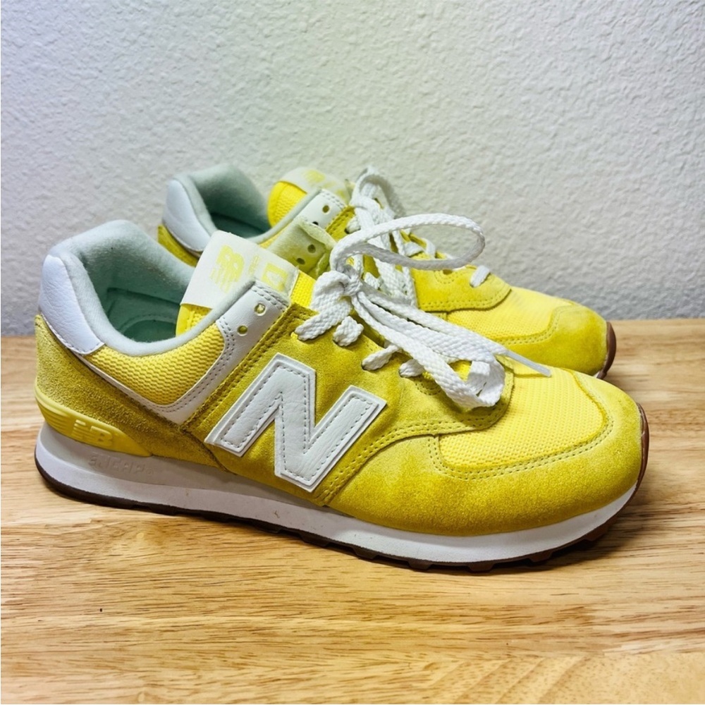 574 New Balance Yellow and White Low-Top Sneakers